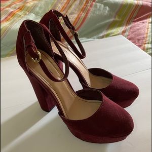 JustFab Jayla Burgundy Heel Size 7.5